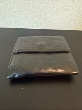 Louis Vuitton Black Epi Wallet – AS IS / Repair Project